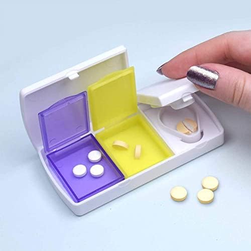 Кутия за хапчета Azeeda Снежен човек на шейна с разделител за таблетки (PI00019677)