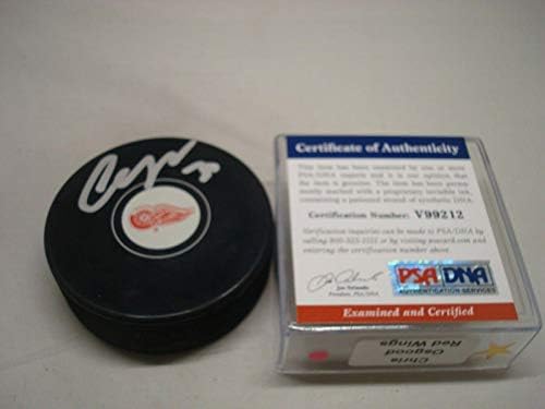Крис Osgood Подписа хокей шайба Детройт Ред Уингс с автограф на PSA/DNA COA 1C - за Миене на НХЛ с автограф