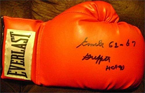Боксови ръкавици с автограф от Емил Гриффита с надпис HOF 90 62-67 (Боксьор, световен шампион в полусредна категория)
