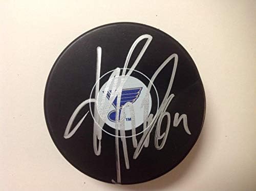 Пирон Якупов Подписа хокей шайба b Сейнт Луис Блус с автограф - Autograph NHL Pucks
